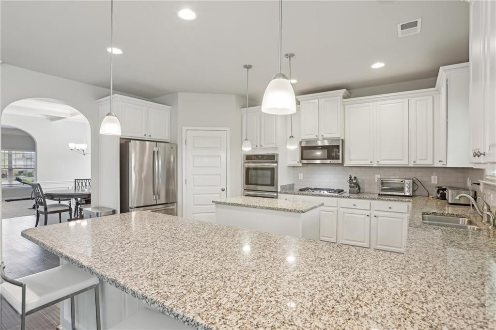 811 Holly Mist Court, Loganville, Georgia image 13