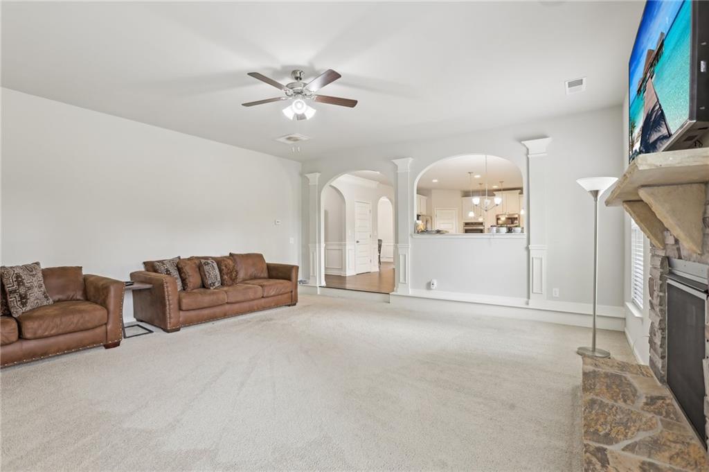 811 Holly Mist Court, Loganville, Georgia image 5