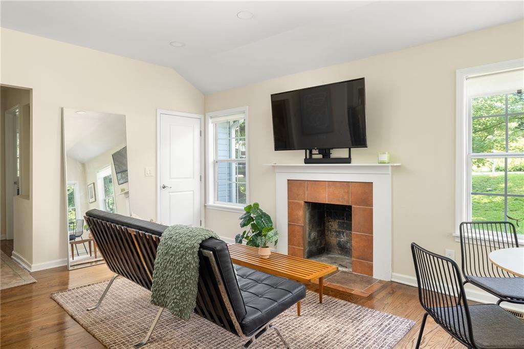 1568 Wellswood Drive SE