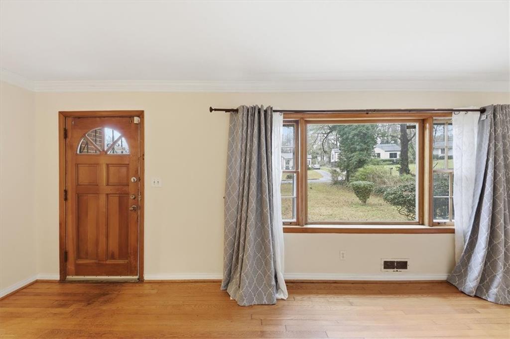 1930 Cummings Drive SW