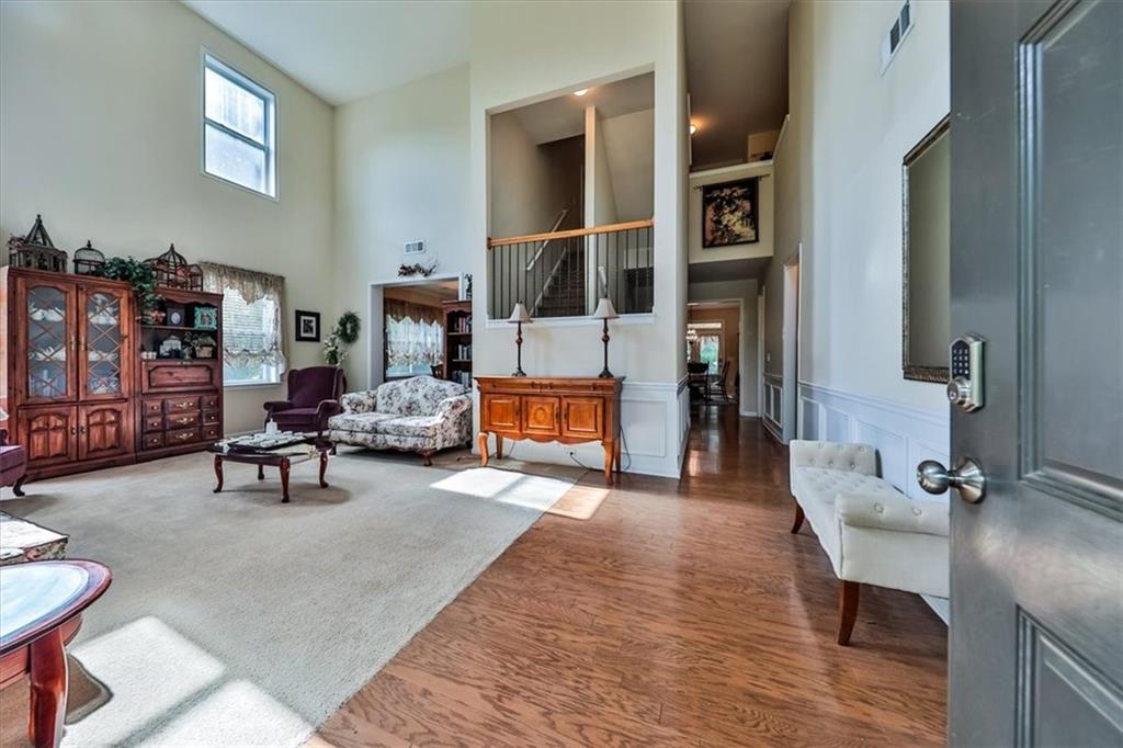 176 Oakland Way