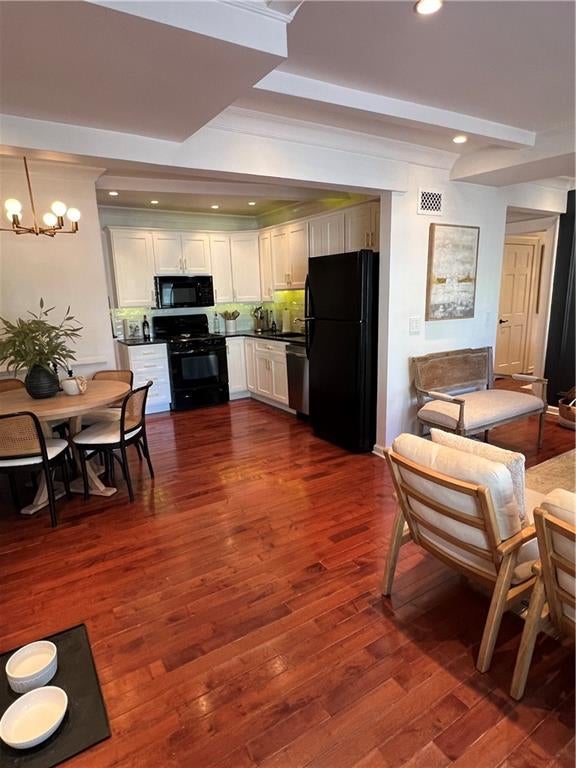 907 Piedmont Avenue NE 17