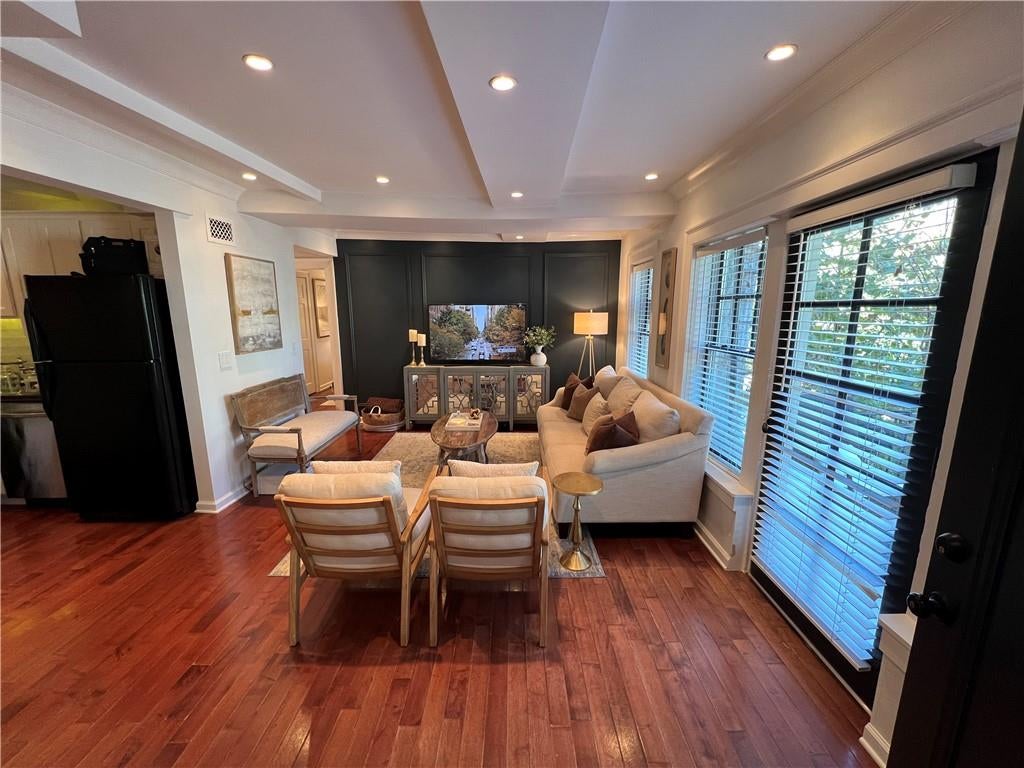 907 Piedmont Avenue NE 17