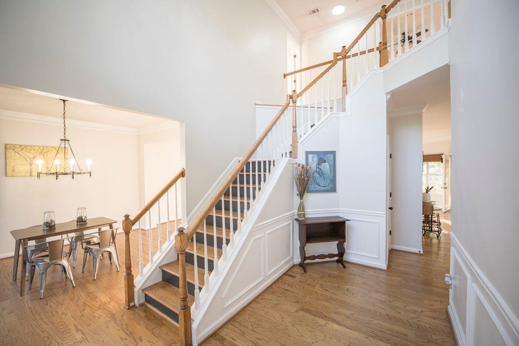 2019 Chelton Way, Smyrna, Georgia image 2