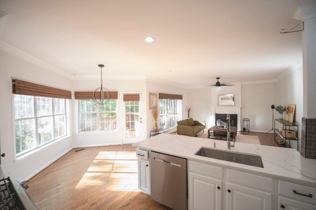 2019 Chelton Way, Smyrna, Georgia image 8