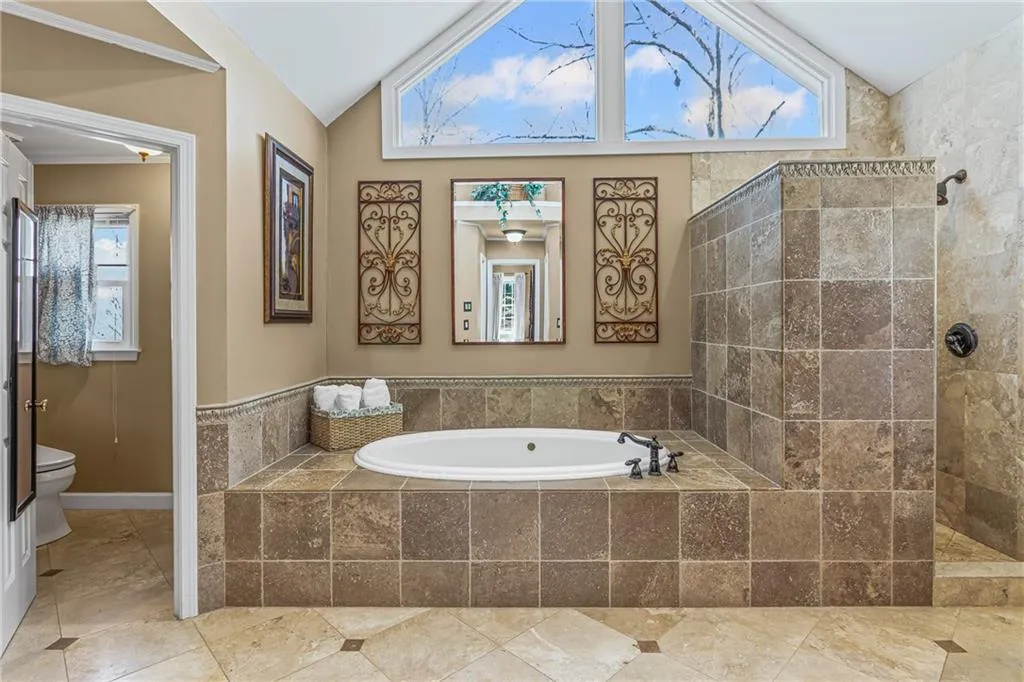 Marietta, Georgia 30062, United States, 5 Bedrooms Bedrooms, ,4 BathroomsBathrooms,Residential,Active,91283