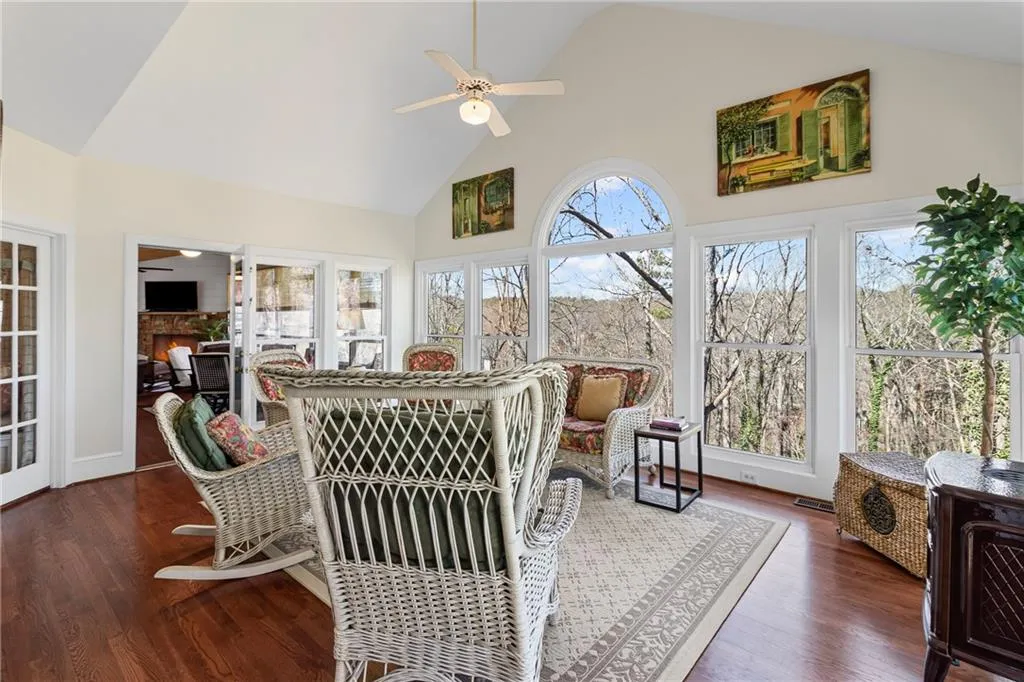 Marietta, Georgia 30062, United States, 5 Bedrooms Bedrooms, ,4 BathroomsBathrooms,Residential,Active,91283