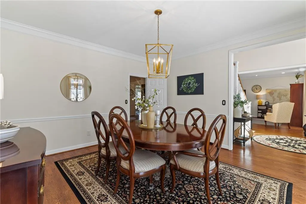 Marietta, Georgia 30062, United States, 5 Bedrooms Bedrooms, ,4 BathroomsBathrooms,Residential,Active,91283