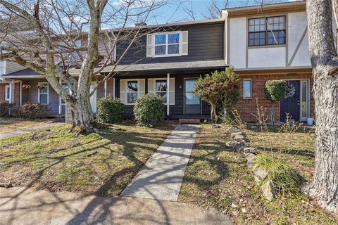 Photo of 4010 Sand Wedge Circle, Kennesaw, GA 30144 (MLS # 7715432)
