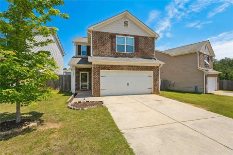 Homes For Sale - 10933 Wheeler Trace<br/> Hampton, GA 30228