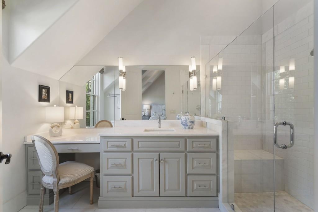 3888 Peachtree Dunwoody Road, Atlanta, Georgia image 22