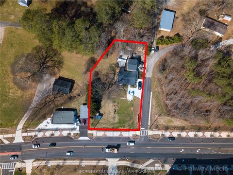 541 Mary Lou Street Suwanee GA 30024