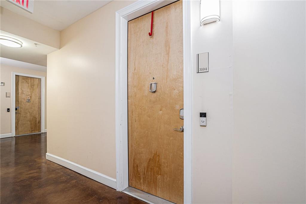 898 Oak Street SW 3104