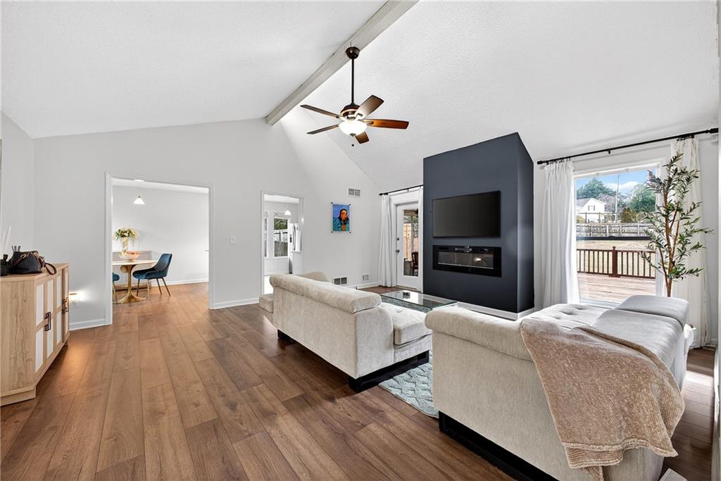 721 Shannon Green Circle SW