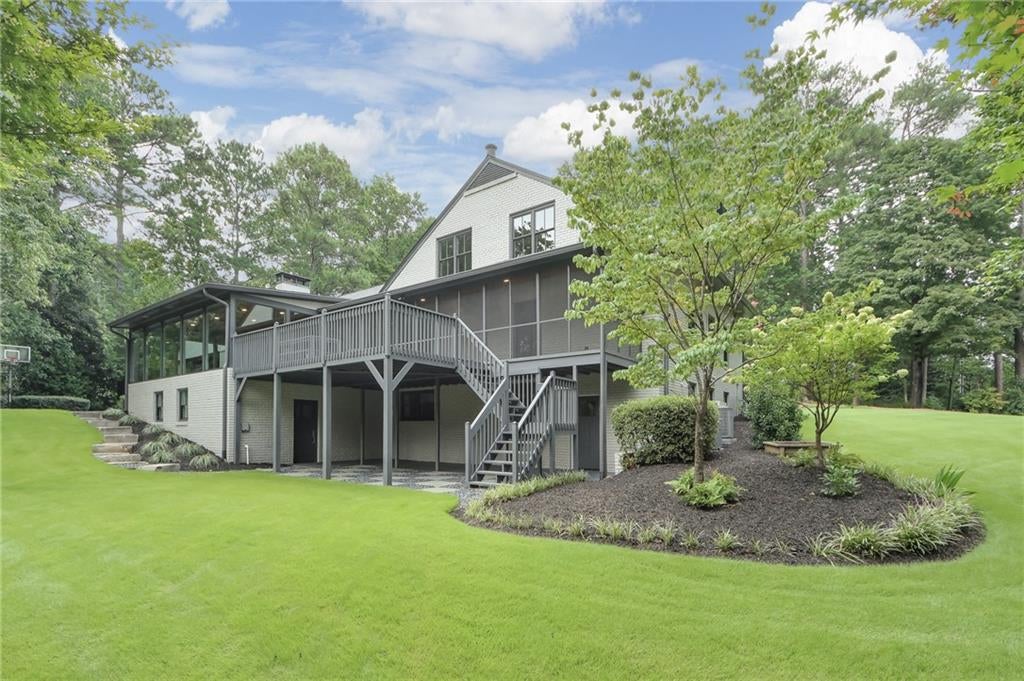 350 Shadowlawn Road SE
