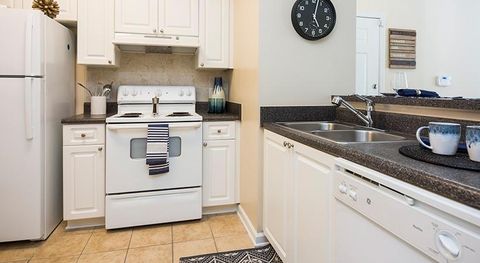Apartment For Rent - 2500 Northeast Expressway #16207<br/> Atlanta, GA 30345
