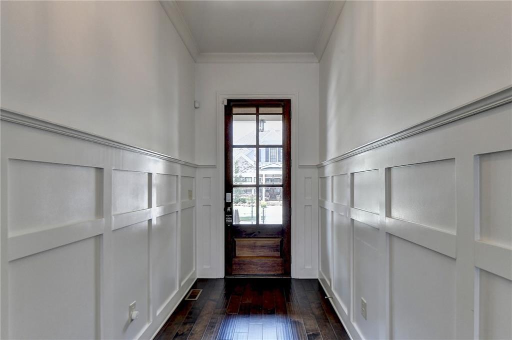 828 Olmsted Lane