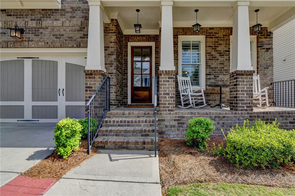 828 Olmsted Lane
