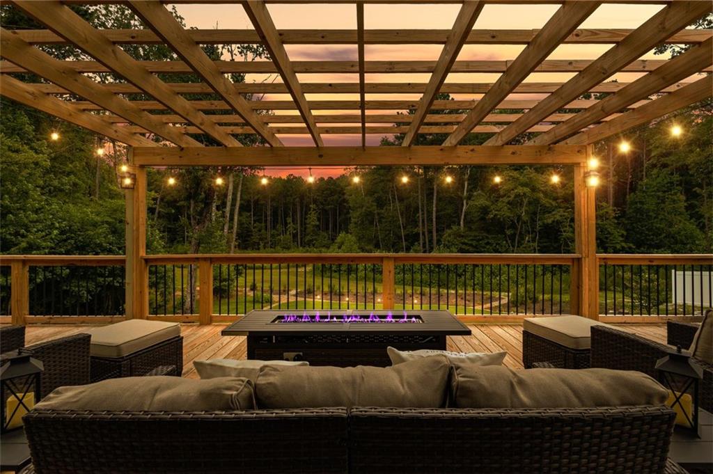 58 Creekrise Place