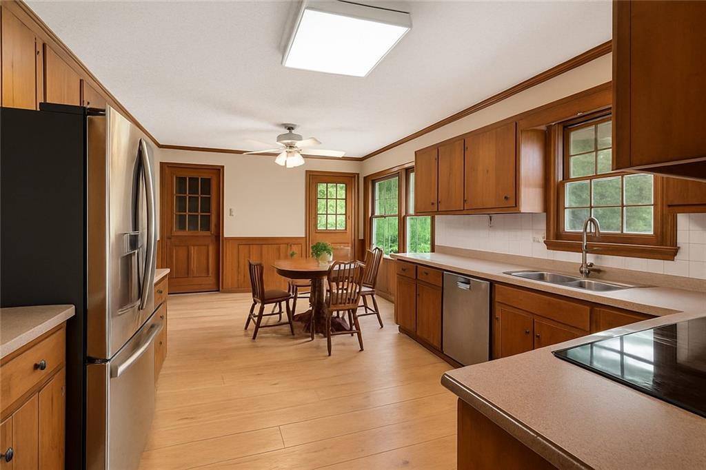 4390 Inns Brook Drive