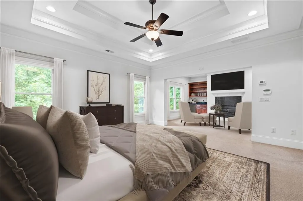 Sandy Springs, Georgia 30328, United States, 5 Bedrooms Bedrooms, ,6 BathroomsBathrooms,Residential,Pending,136063