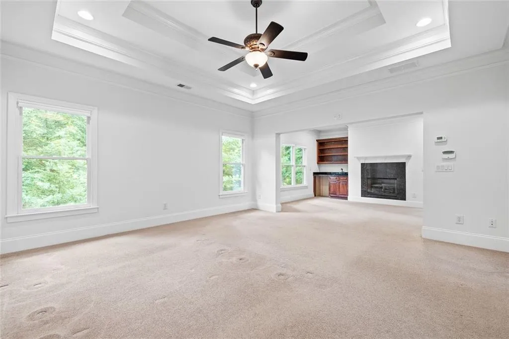 Sandy Springs, Georgia 30328, United States, 5 Bedrooms Bedrooms, ,6 BathroomsBathrooms,Residential,Pending,136063