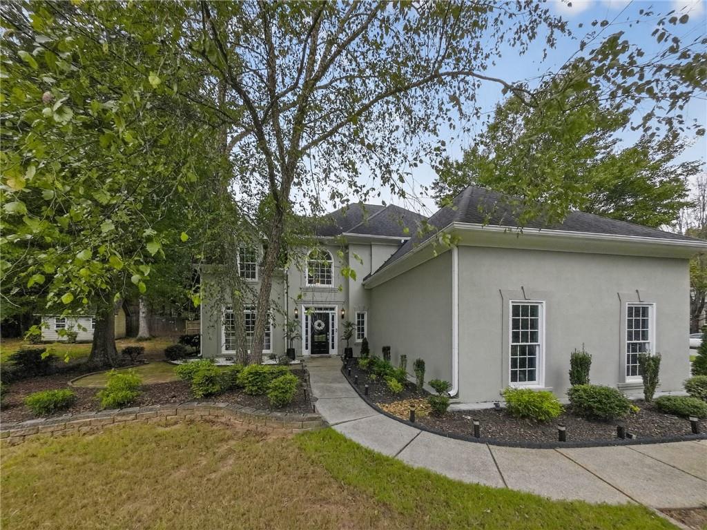 5720 Emerald Falls Way