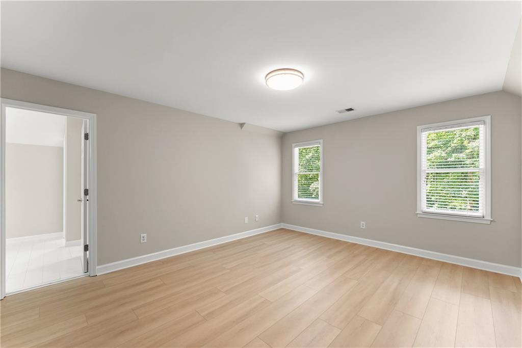 na- 9.99 acres - Residential