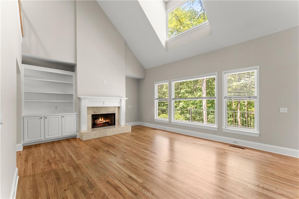 na- 9.99 acres - Residential