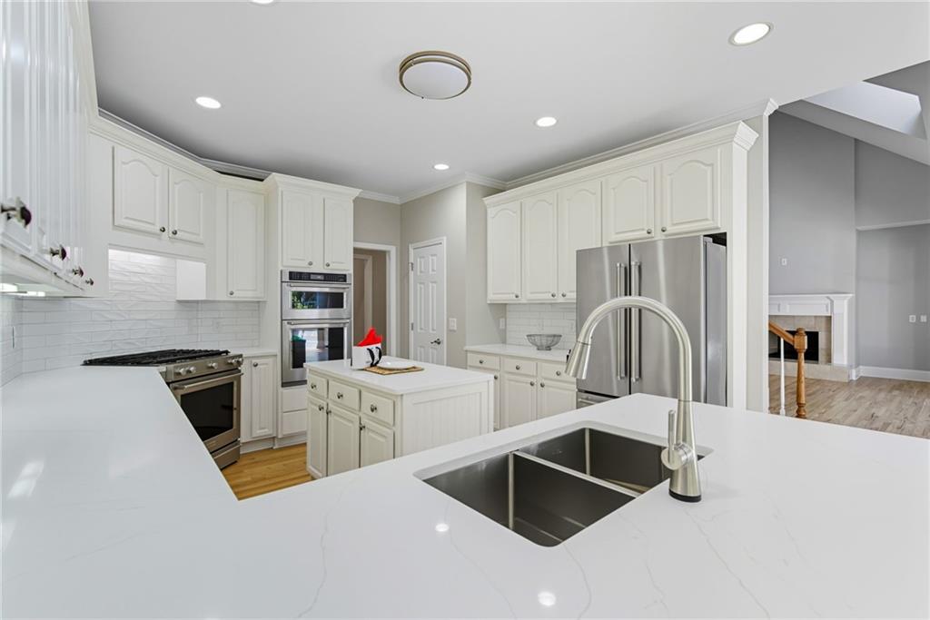 na- 9.99 acres - Residential