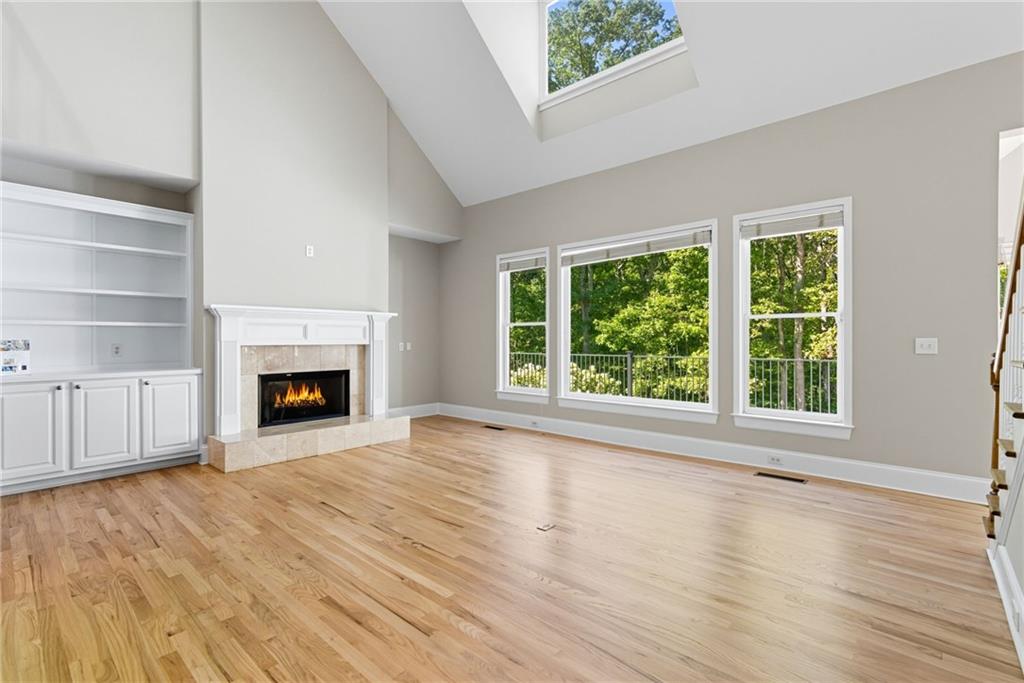 na- 9.99 acres - Residential