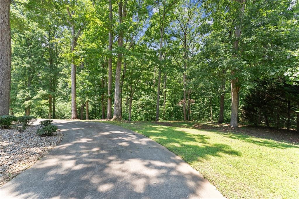 na- 9.99 acres - Residential