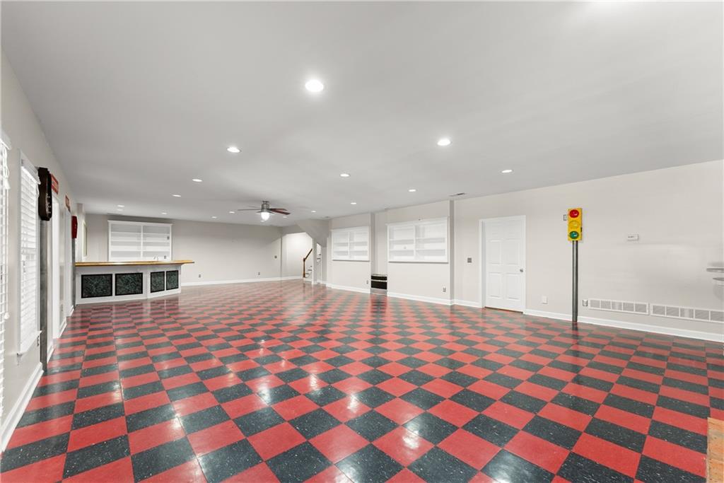 na- 9.99 acres - Residential