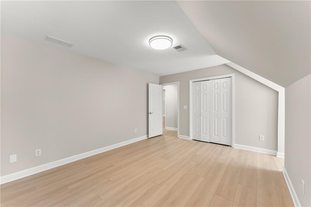 na- 9.99 acres - Residential