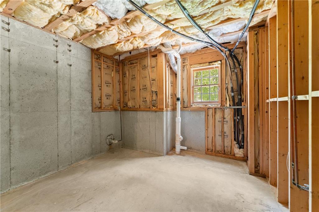 na- 9.99 acres - Residential
