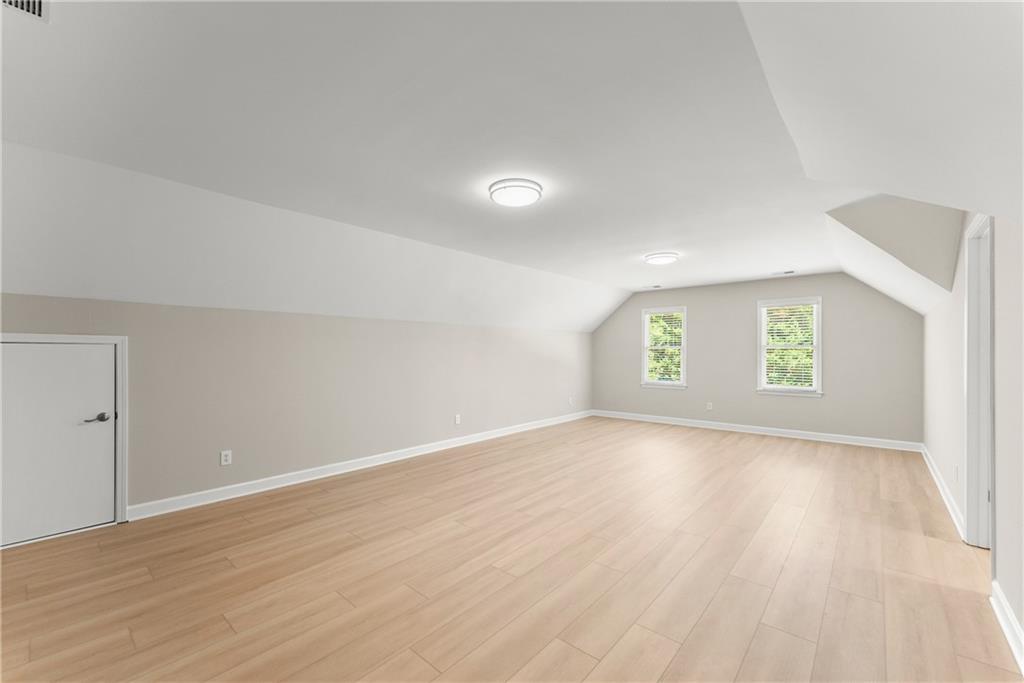na- 9.99 acres - Residential