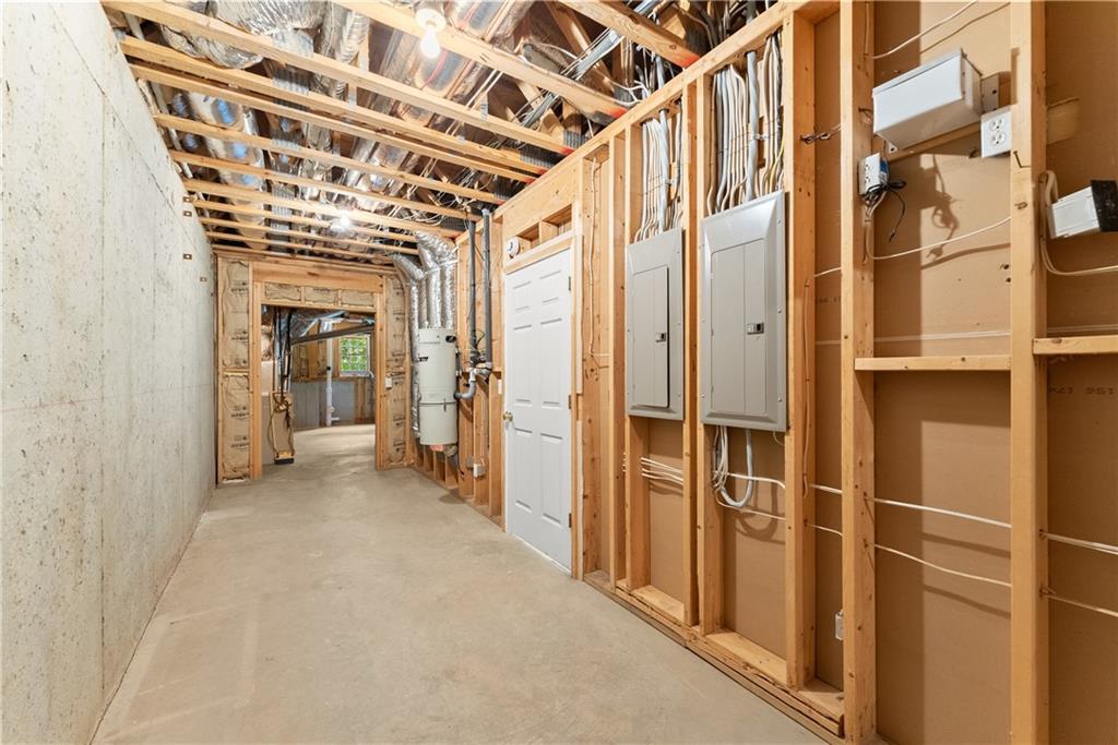 na- 9.99 acres - Residential