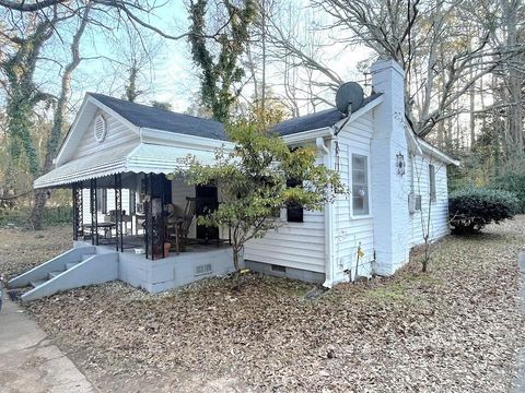 A home in Fairburn