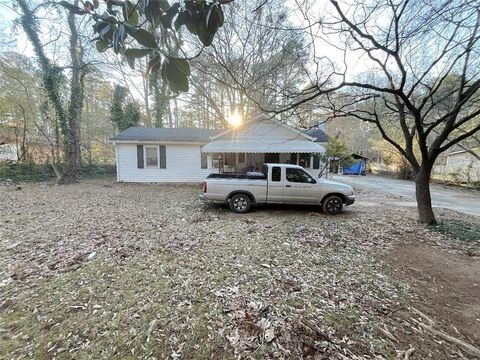 A home in Fairburn