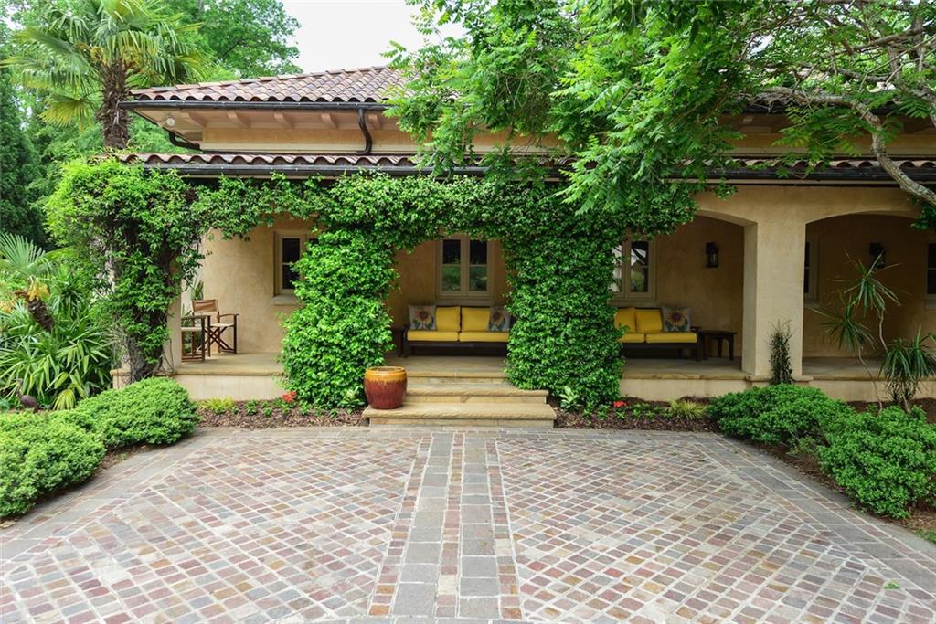 Sandy Springs - Residential