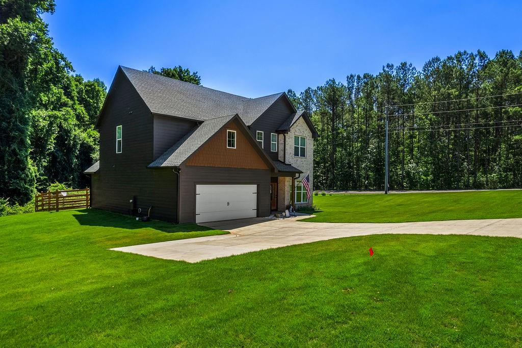 24 Plantation Oaks Drive