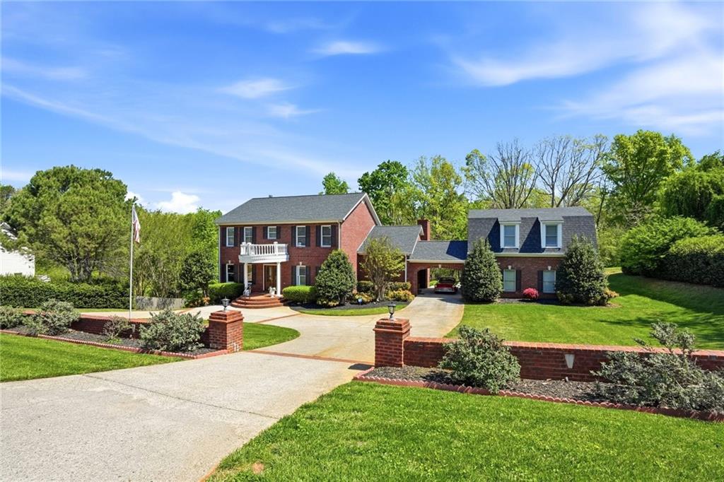 242 Cloudland Rd