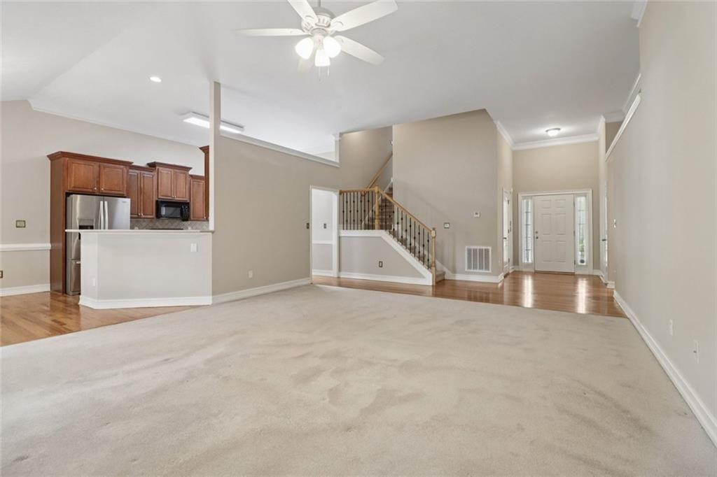 340 Thornhill Circle