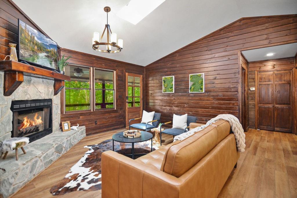 307 Pigeon Creek Road
