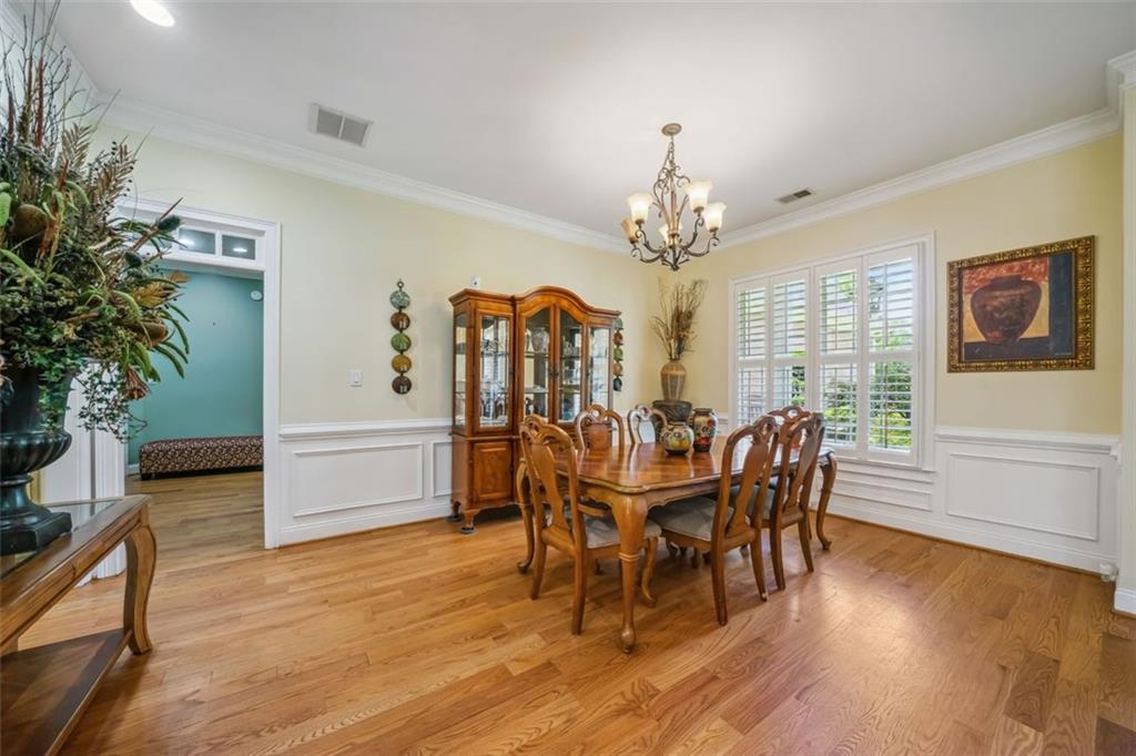 84 NW Gloster Road NW