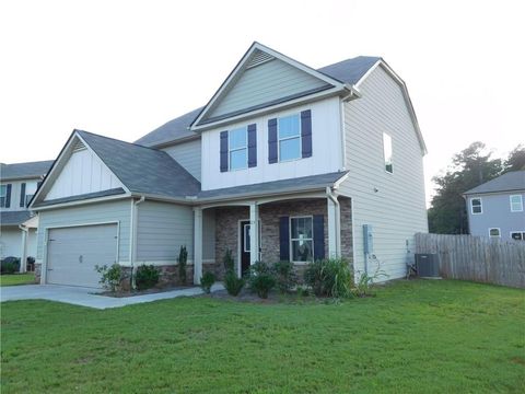 A home in Adairsville