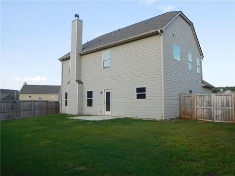 A home in Adairsville