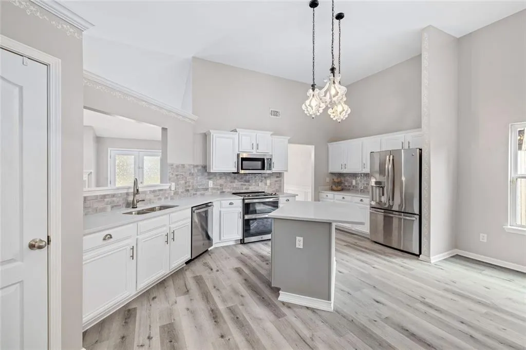 Braselton, Georgia 30517, United States, 4 Bedrooms Bedrooms, ,3 BathroomsBathrooms,Residential,Coming Soon,229061