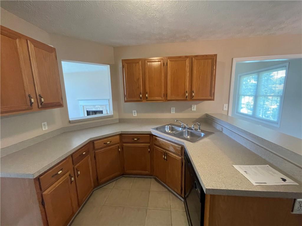 EAGLE GLEN - Residential