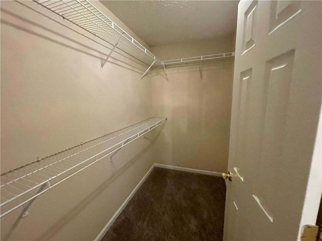 EAGLE GLEN - Residential